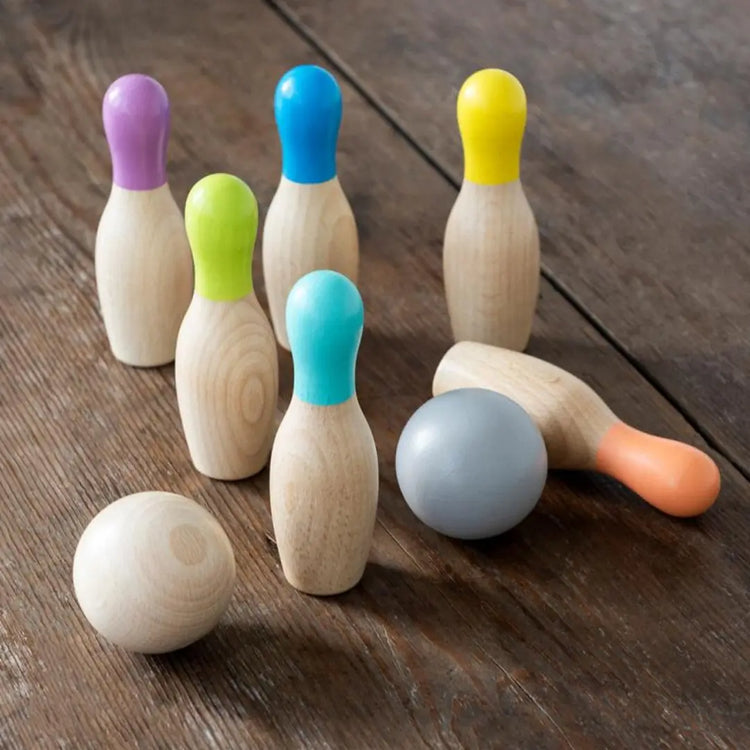 Wooden-skittles-set