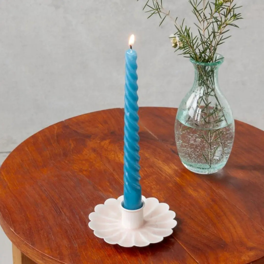 enamel-flat-flower-candle-holder